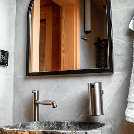 Makowy Zakatek بيت للعطل *