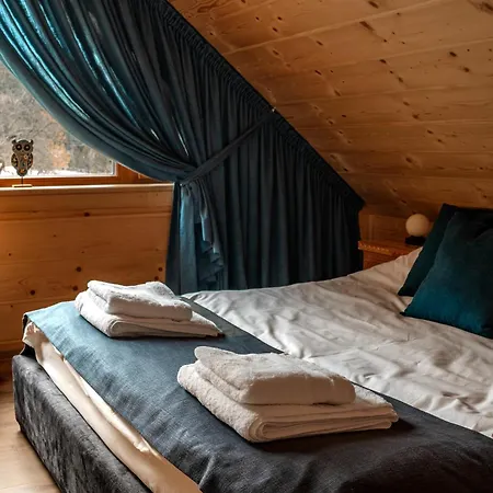 Makowy Zakatek بيت للعطل *