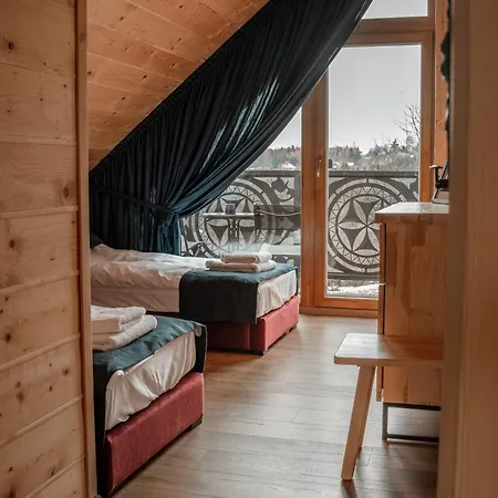 Makowy Zakatek * ماكوف بودهالانسكي