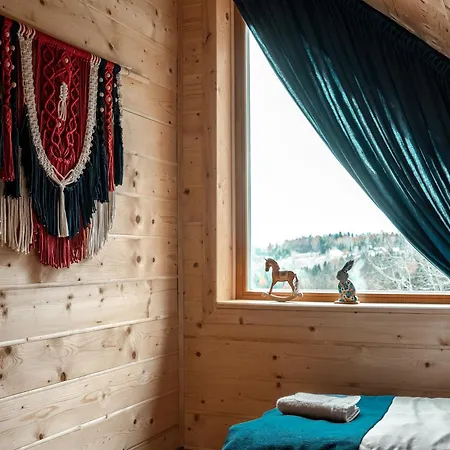 Makowy Zakatek بيت للعطل