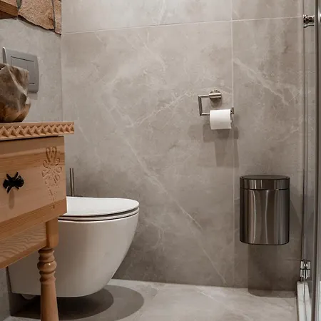 Makowy Zakatek بيت للعطل *