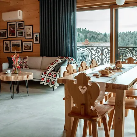 Makowy Zakatek بيت للعطل